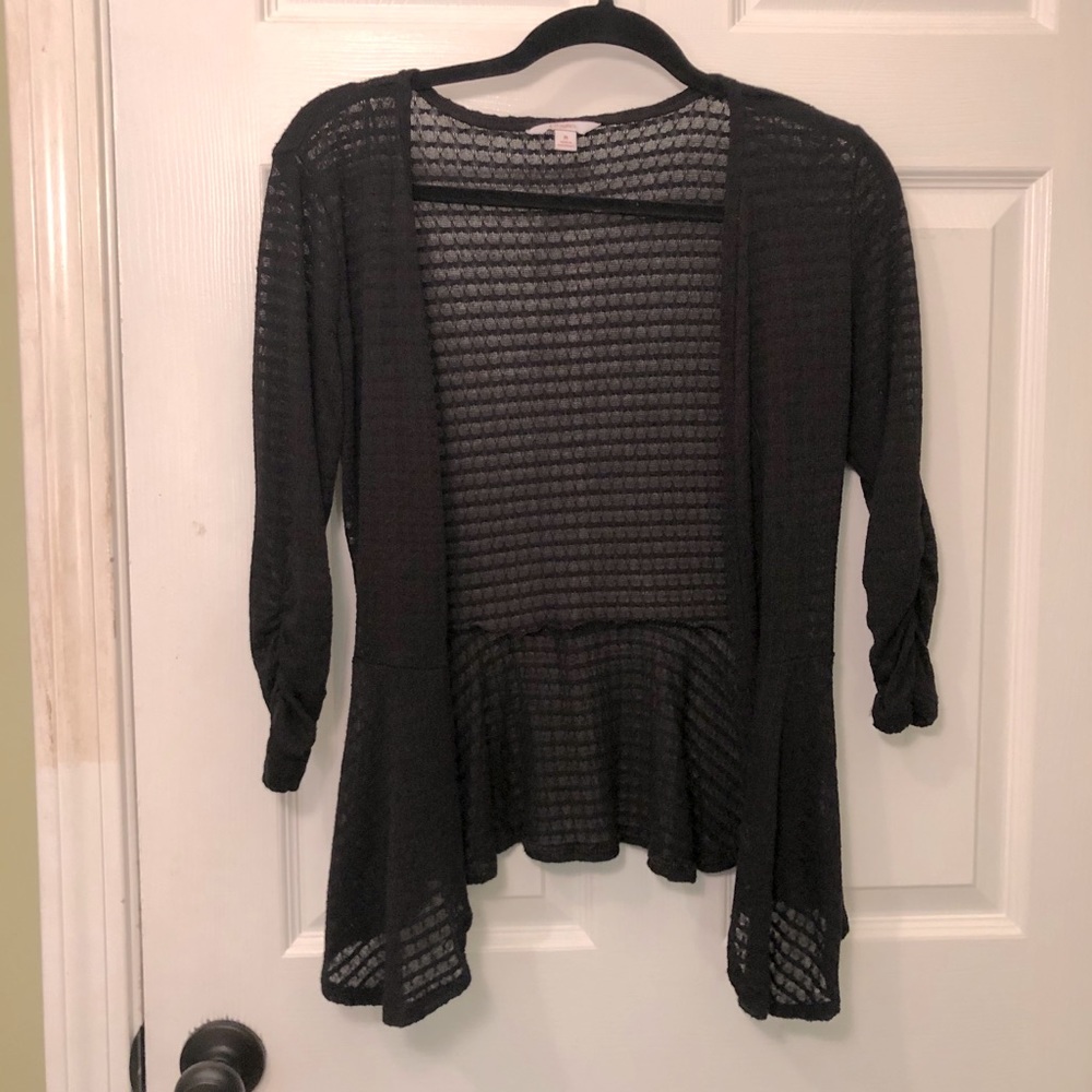 Black Peplum 3/4 Sleeve Peplum Cardigan!!